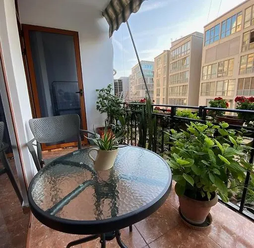 Appartamento Mimosa's With Lovely Balcony Tirana
